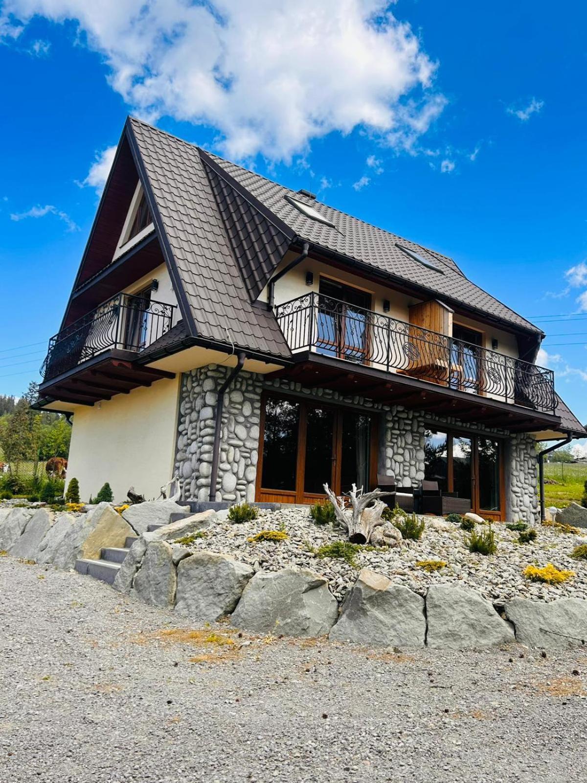 Stella Haus Dzianisz